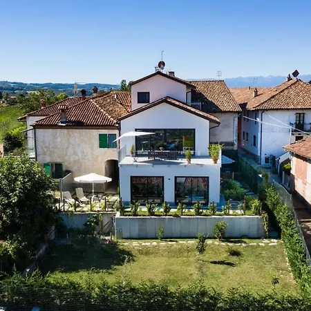 Casa Tina 디아노 달바