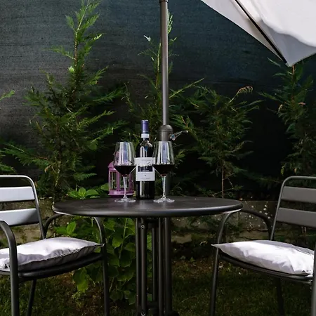 Διαμέρισμα Casa Tina Diano dʼAlba