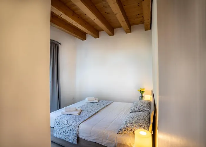 Apartman Casa Tina *